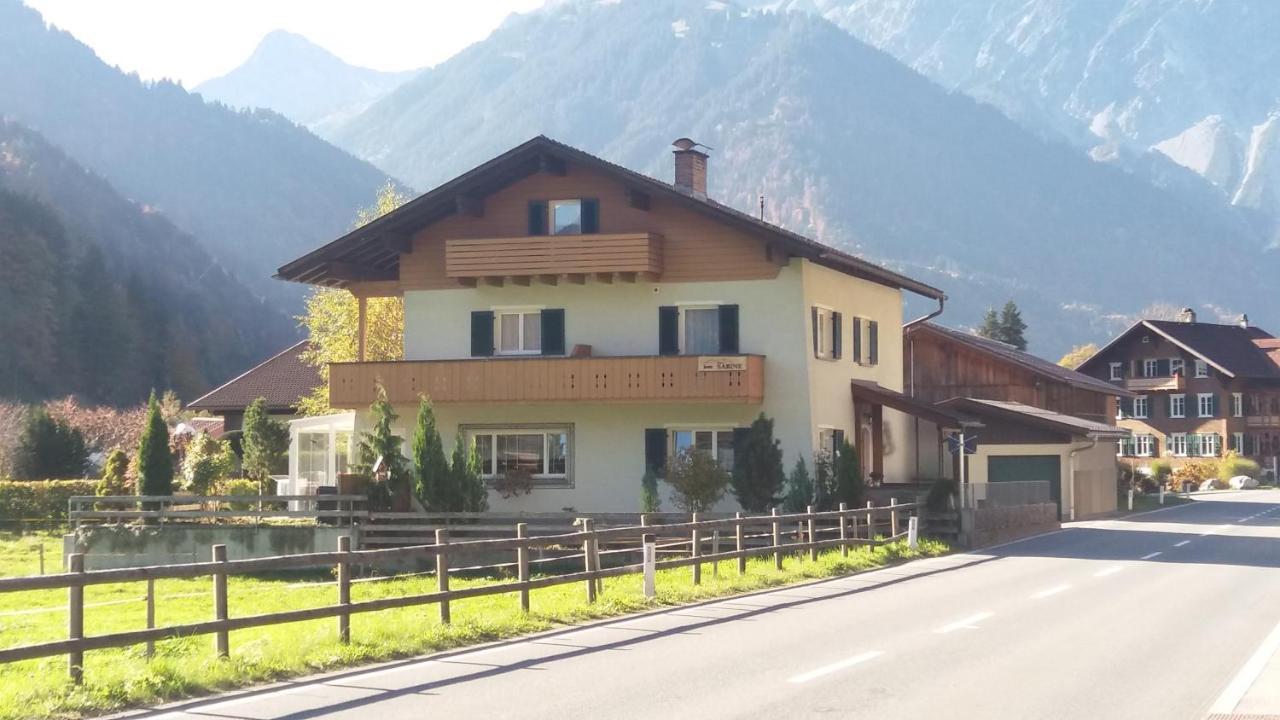 Haus Sabine Apartamento Schruns Exterior foto